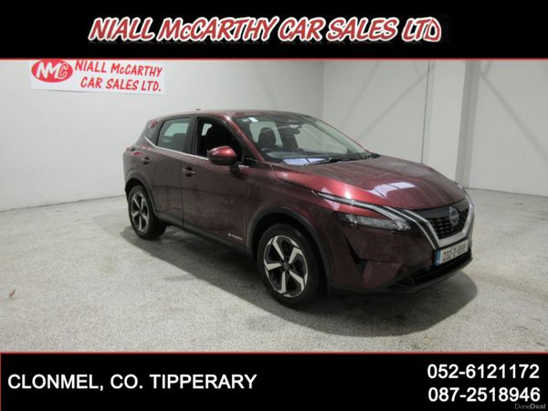 Nissan Qashqai SUV, Petrol Hybrid, 2023, Red