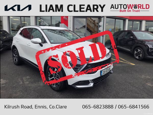 Kia Sportage MPV, Diesel, 2023, White