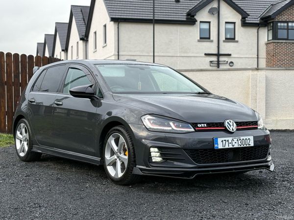 Volkswagen Golf Estate, Petrol, 2017, Grey
