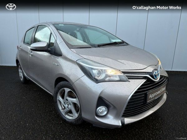Toyota Yaris Hatchback, Petrol Hybrid, 2015, Bronze
