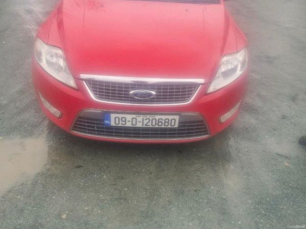 Ford Mondeo Hatchback, Diesel, 2009, Red
