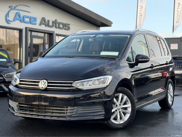 Volkswagen Touran MPV, Diesel, 2018, Black