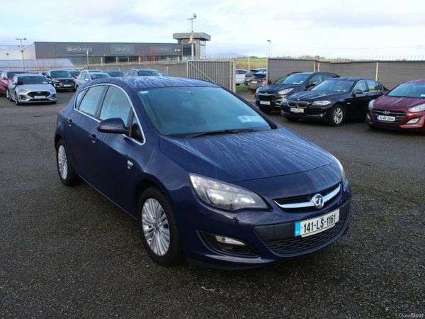 Vauxhall Astra Hatchback, Diesel, 2014, Blue