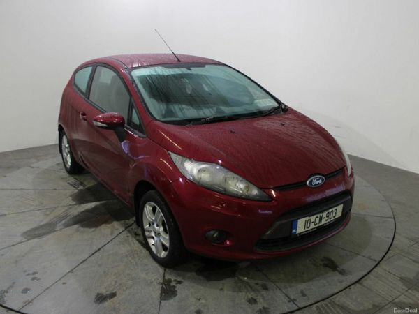 Ford Fiesta Hatchback, Diesel, 2010, Red