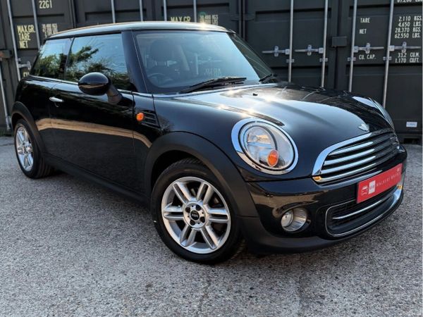 Mini Cooper Hatchback, Petrol, 2011, Black