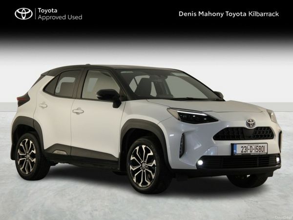 Toyota Yaris Cross Hatchback, Petrol Hybrid, 2023, White
