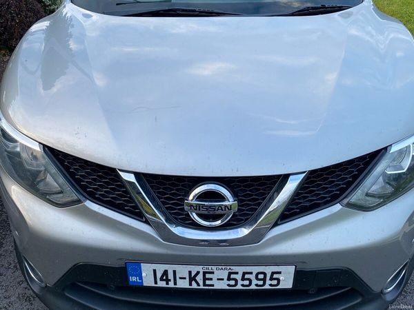 Nissan Qashqai Hatchback, Petrol, 2014, Silver