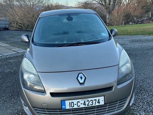 Renault Grand Scenic MPV, Diesel, 2010, Beige