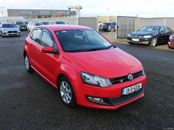 Volkswagen Polo Hatchback, Petrol, 2013, Red