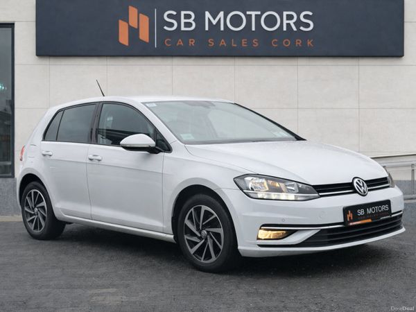 Volkswagen Golf Hatchback, Diesel, 2019, White