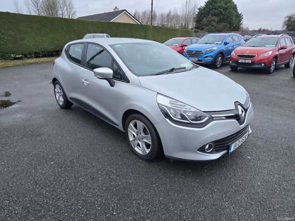 Renault Clio Hatchback, Petrol, 2015, Silver