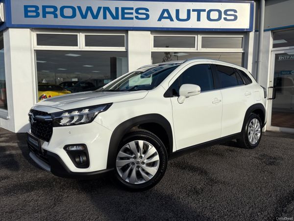 Suzuki SX4 S-Cross SUV, Petrol Hybrid, 2023, White
