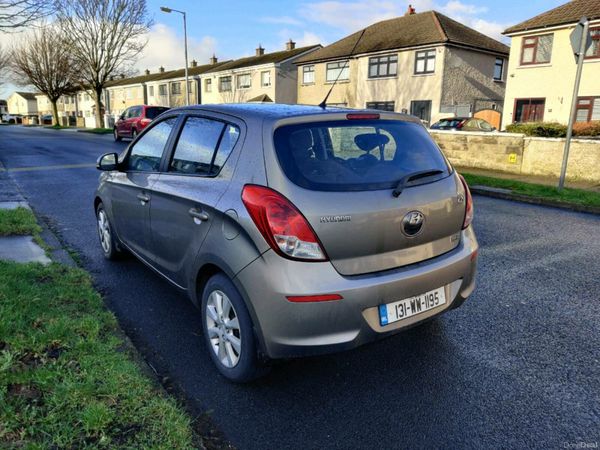 Hyundai i20 Hatchback, Diesel, 2013, Bronze