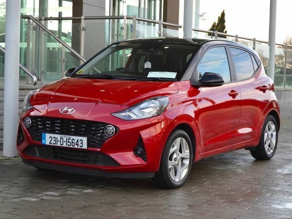 Hyundai i10 Hatchback, Petrol, 2023, Red
