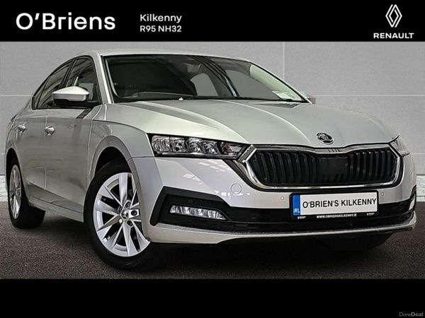 Skoda Octavia Saloon, Petrol, 2024, Silver