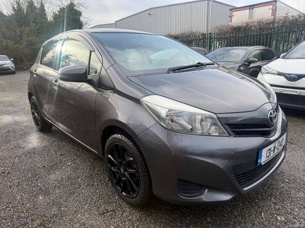 Toyota Vitz Hatchback, Petrol, 2013, Grey