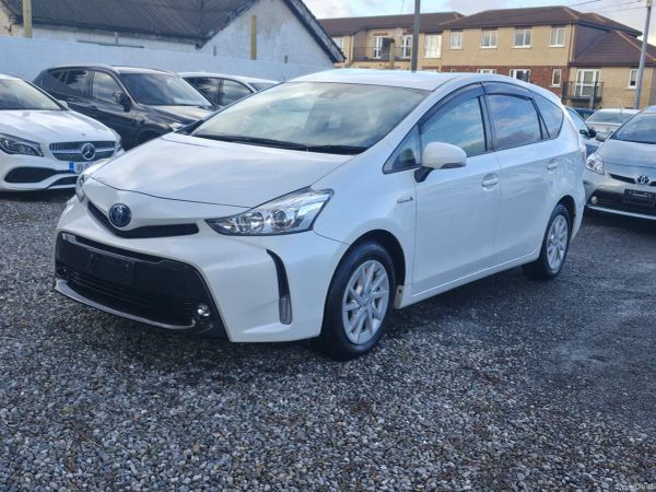 Toyota Prius MPV, Petrol Hybrid, 2019, White