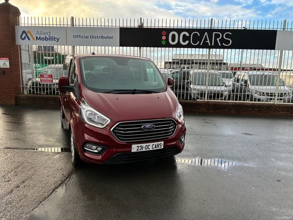 Ford Tourneo Custom MPV, Diesel, 2023, Red