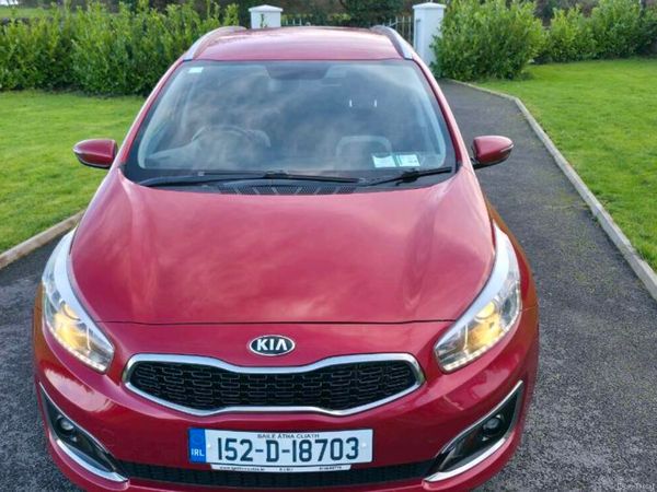 Kia Ceed Estate/Jeep, Diesel, 2015, Red