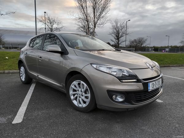 Renault Megane Hatchback, Diesel, 2013, Gold