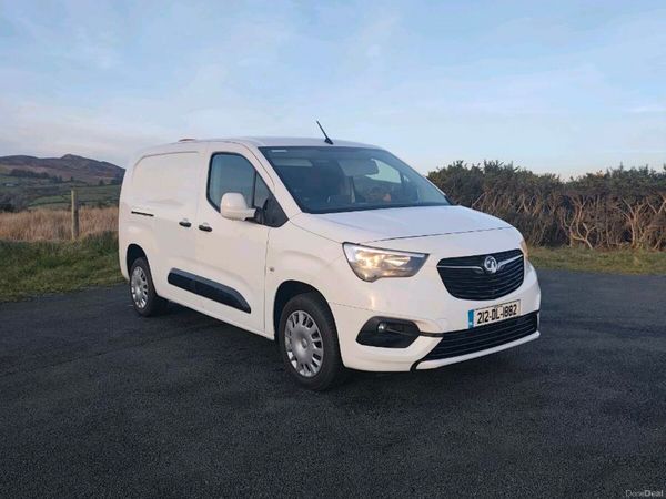 Vauxhall Combo Van, Diesel, 2021, White