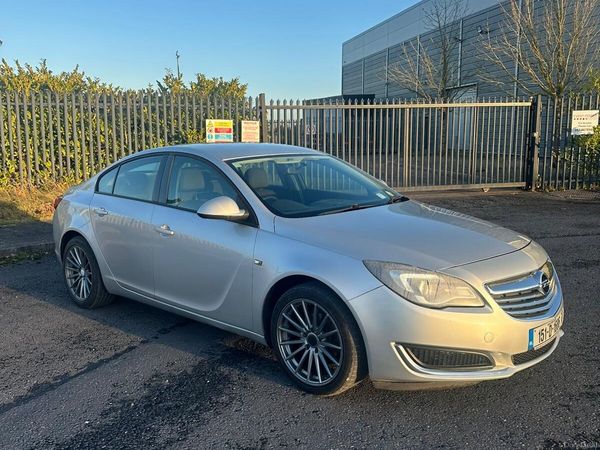 Opel Insignia Saloon, Diesel, 2015, Silver