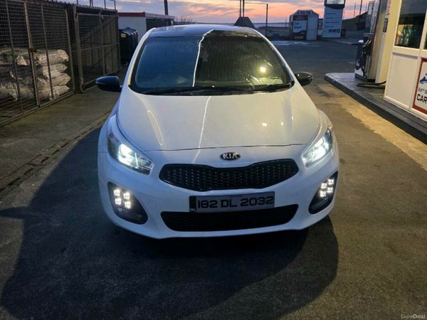 Kia Ceed Hatchback, Diesel, 2018, White