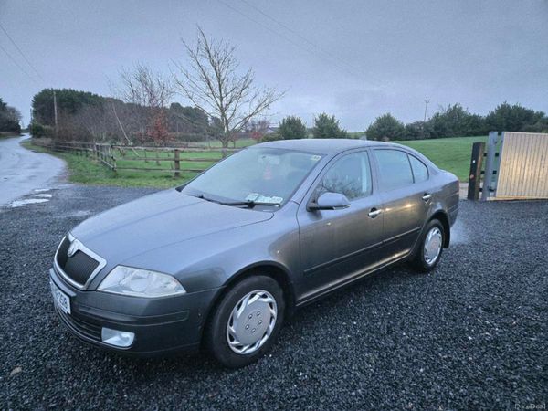 Skoda Octavia Hatchback, Diesel, 2008, Grey