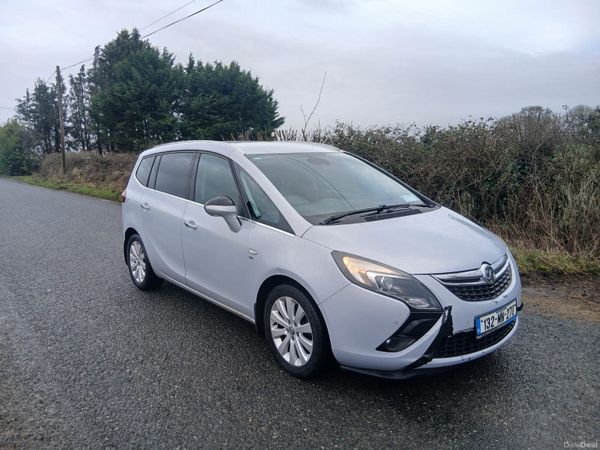 Vauxhall Zafira MPV, Diesel, 2013, Grey