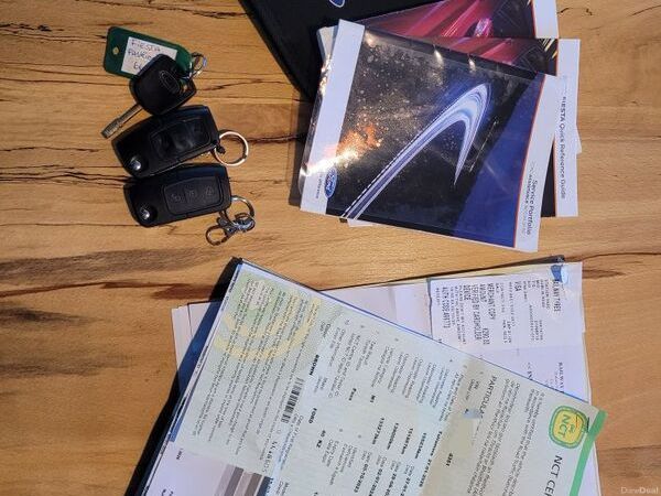 Volvo S40 Saloon, Diesel, 2012, Black