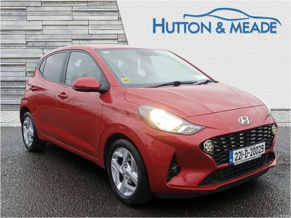 Hyundai i10 Hatchback, Petrol, 2022, Red