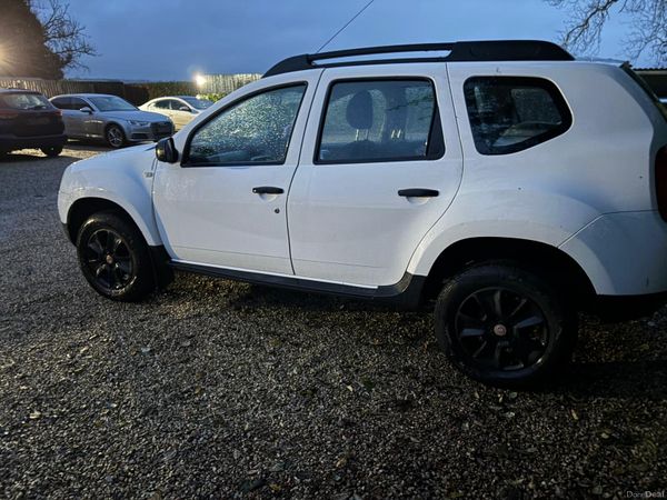 Dacia Duster SUV, Diesel, 2013, White