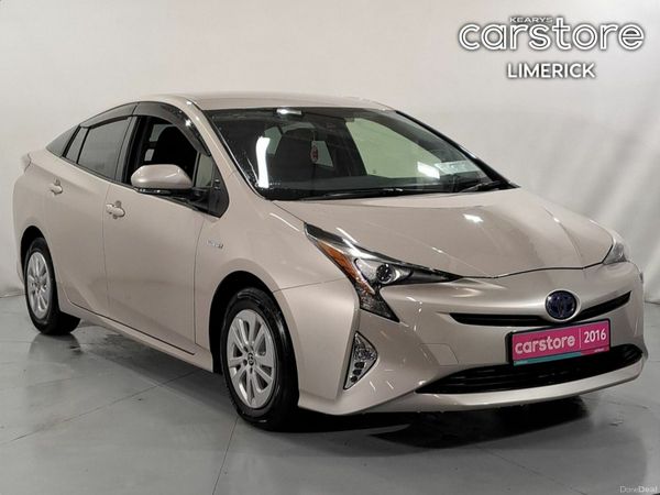 Toyota Prius Hatchback, Petrol Hybrid, 2016, Beige