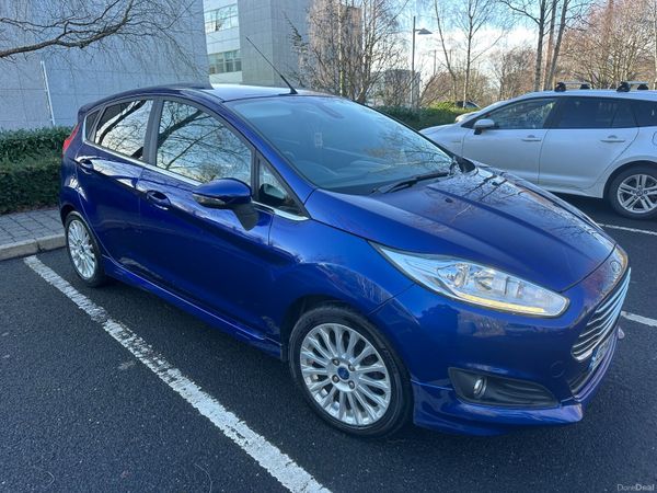 Ford Fiesta Hatchback, Petrol, 2013, Blue