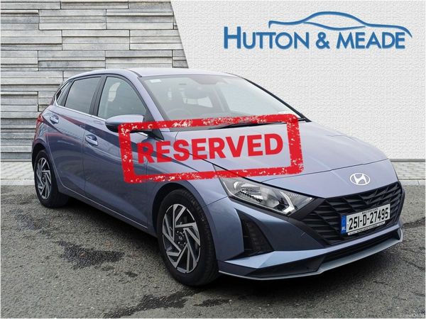 Hyundai i20 Hatchback, Petrol, 2025, Blue