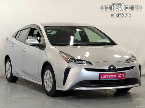 Toyota Prius Saloon, Petrol Hybrid, 2019, Silver