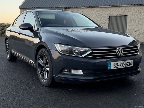 Volkswagen Passat Saloon, Diesel, 2016, Grey