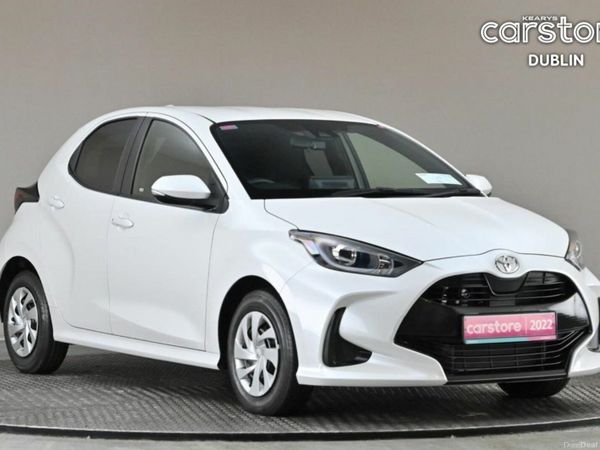 Toyota Yaris Hatchback, Petrol, 2022, White