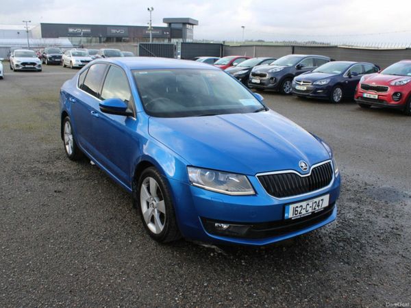 Skoda Octavia Saloon, Diesel, 2016, Blue
