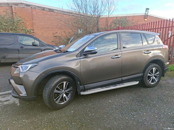 Toyota RAV4 SUV, Diesel, 2016, Bronze