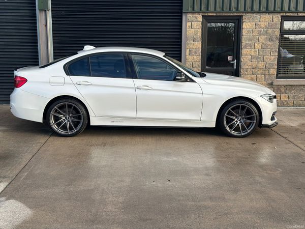 BMW 3-Series Saloon, Petrol, 2016, White