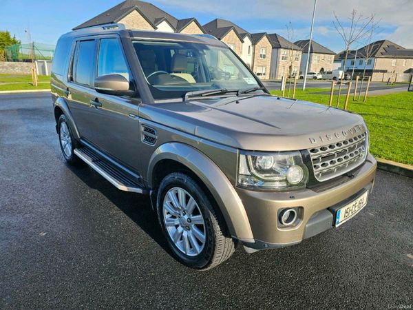 Land Rover Discovery SUV, Diesel, 2015, Gold
