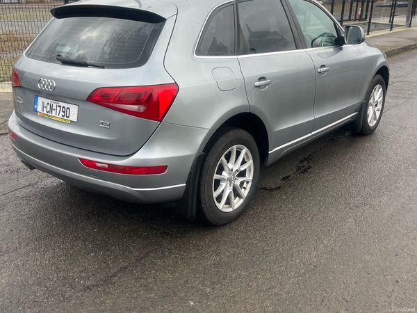 Audi Q5 SUV, Diesel, 2011, Grey