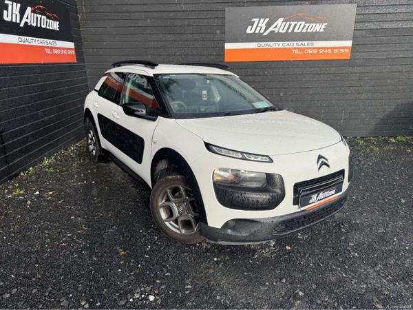 Citroen C4 Cactus Hatchback, Petrol, 2015, White
