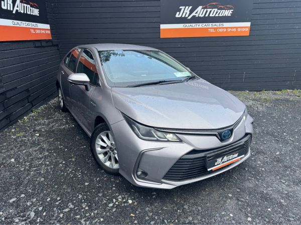 Toyota Corolla Saloon, Petrol Hybrid, 2021, Grey