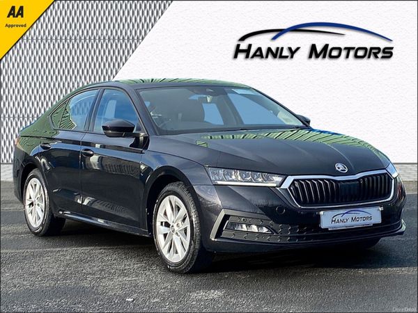 Skoda Octavia Saloon, Diesel, 2024, Black