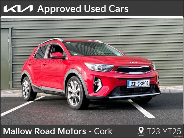 Kia Stonic MPV, Petrol Hybrid, 2023, Red