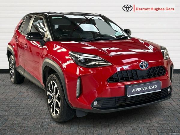 Toyota Yaris Cross Hatchback, Petrol Hybrid, 2023, Red
