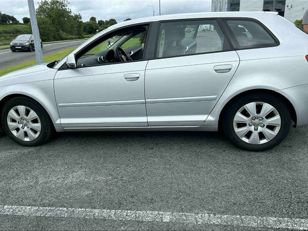 Audi A3 Hatchback, Diesel, 2009, Silver