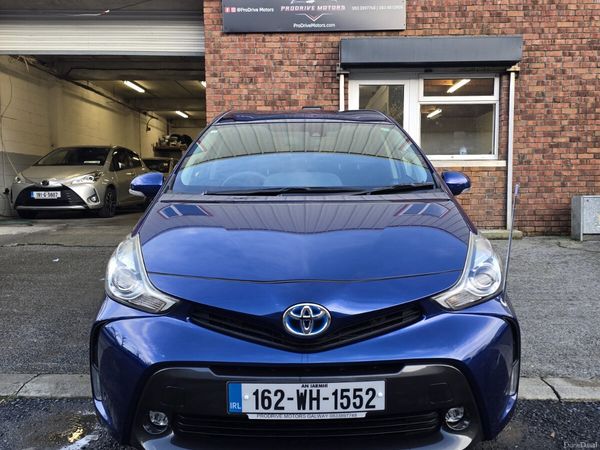 Toyota Prius Hatchback, Petrol Hybrid, 2016, Blue
